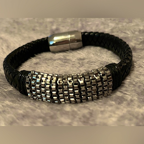 Steeltime Jewelry - Steeltime Stainless Steel Black Leather Magnetic Closure Bracelet